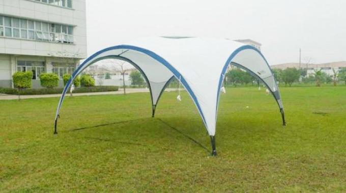 Tende di campeggio all'aperto di lusso ultra- della tenda/famiglia di campeggio con le ancore del sacchetto di sabbia